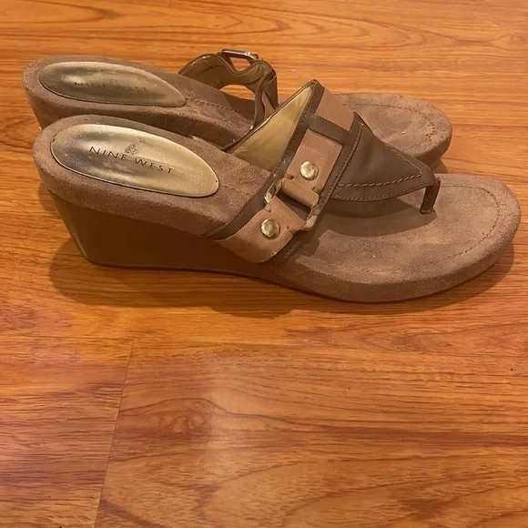 WOMENS NINE WEST wedge sandals BROWN SIZE 10 - Picture 2 of 8